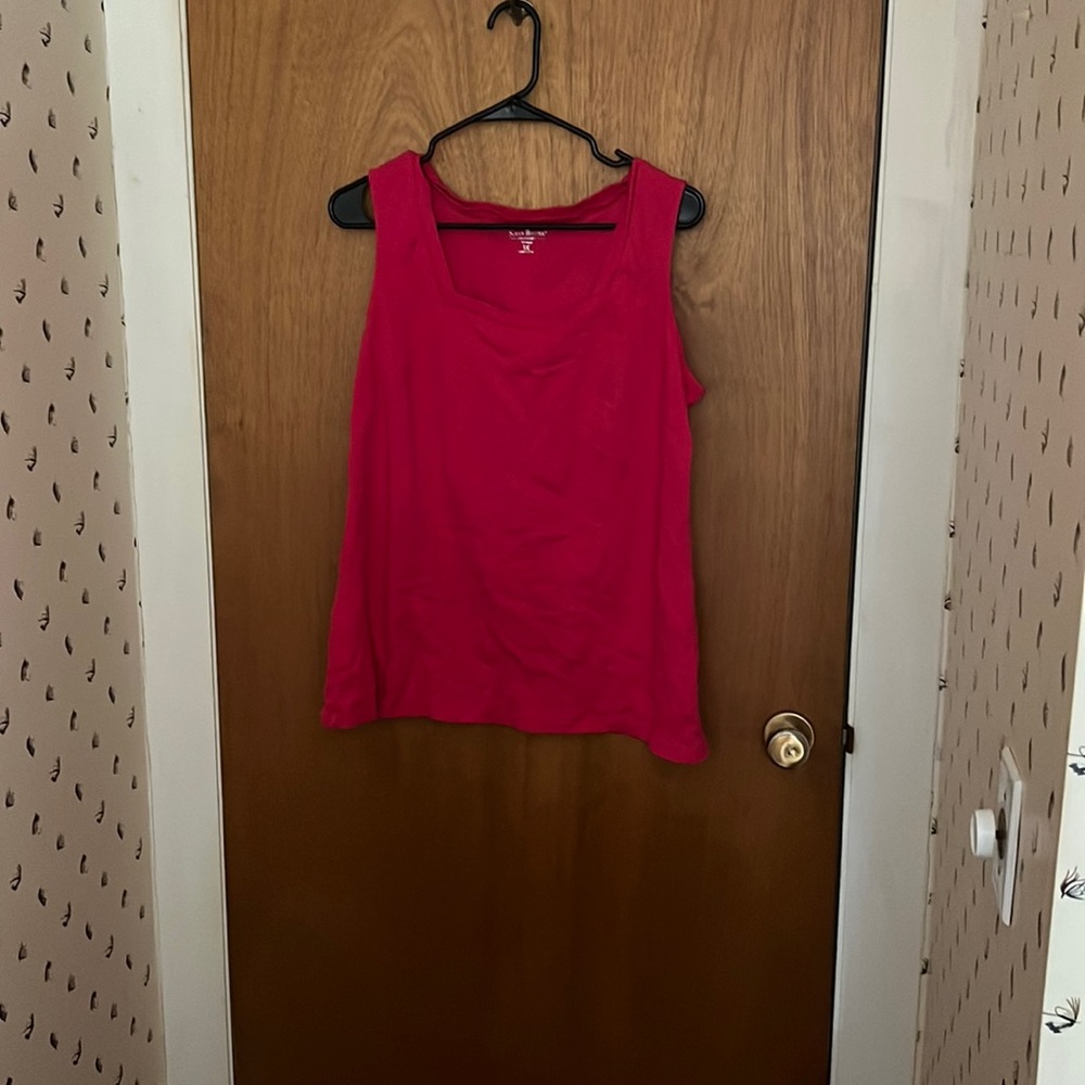 Pink sleeveless shirt